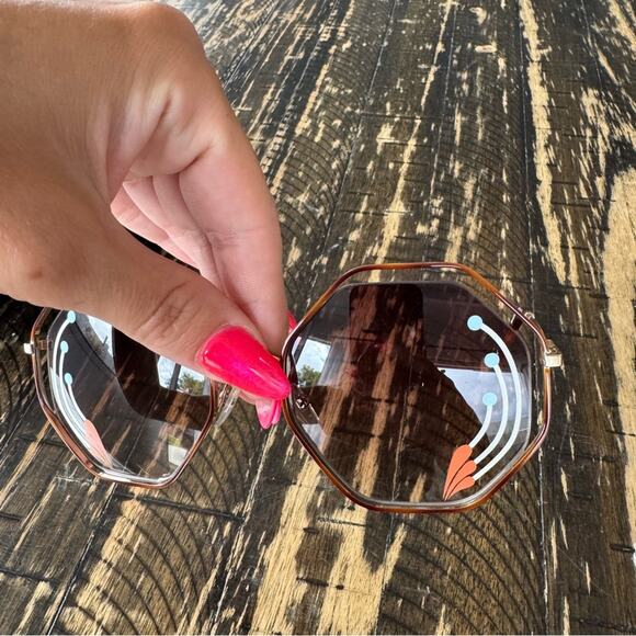 CHLOÉ - Abstract Frame Sunglasses main image 15